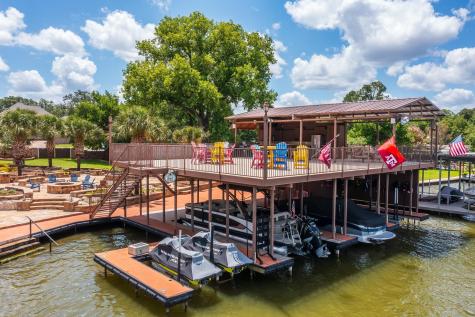 136 Hidden Oaks Drive Kingsland TX 78639
