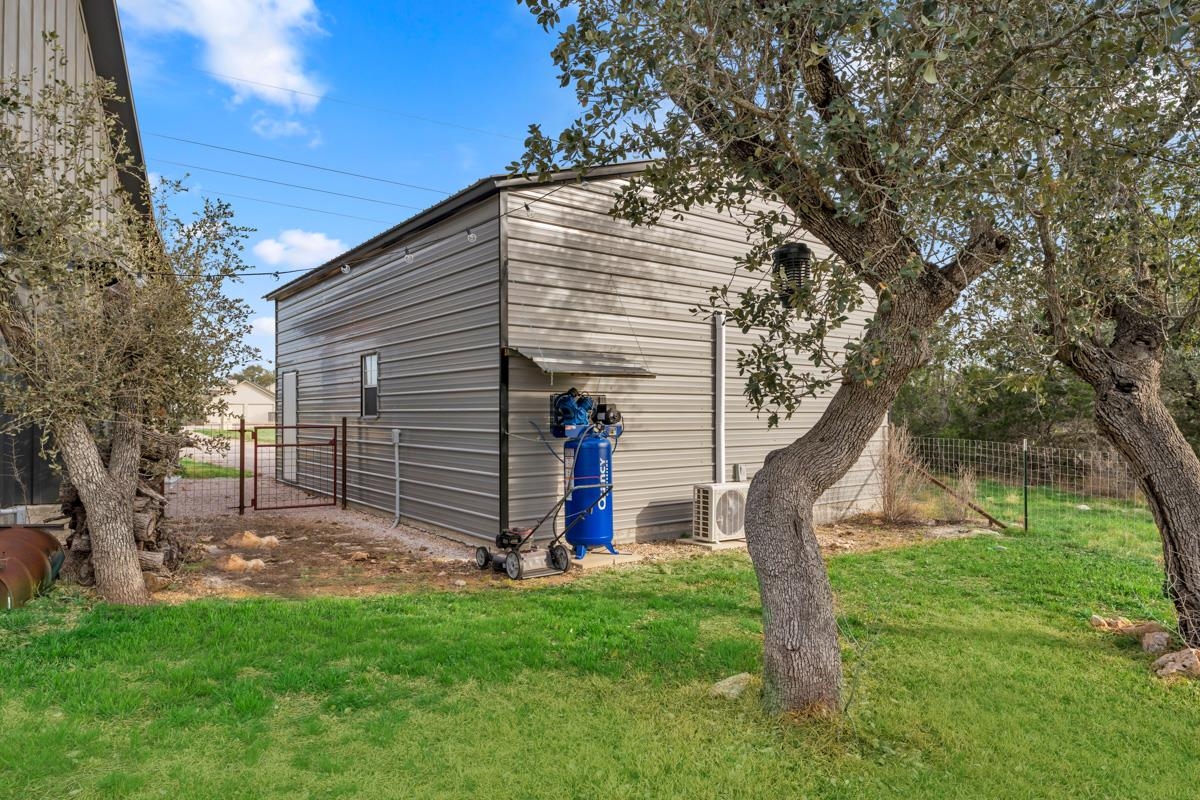 109 La Vonna Fox Drive Burnet TX 78611