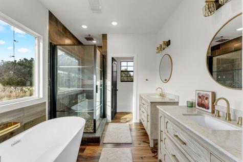 109 La Vonna Fox Drive Burnet TX 78611