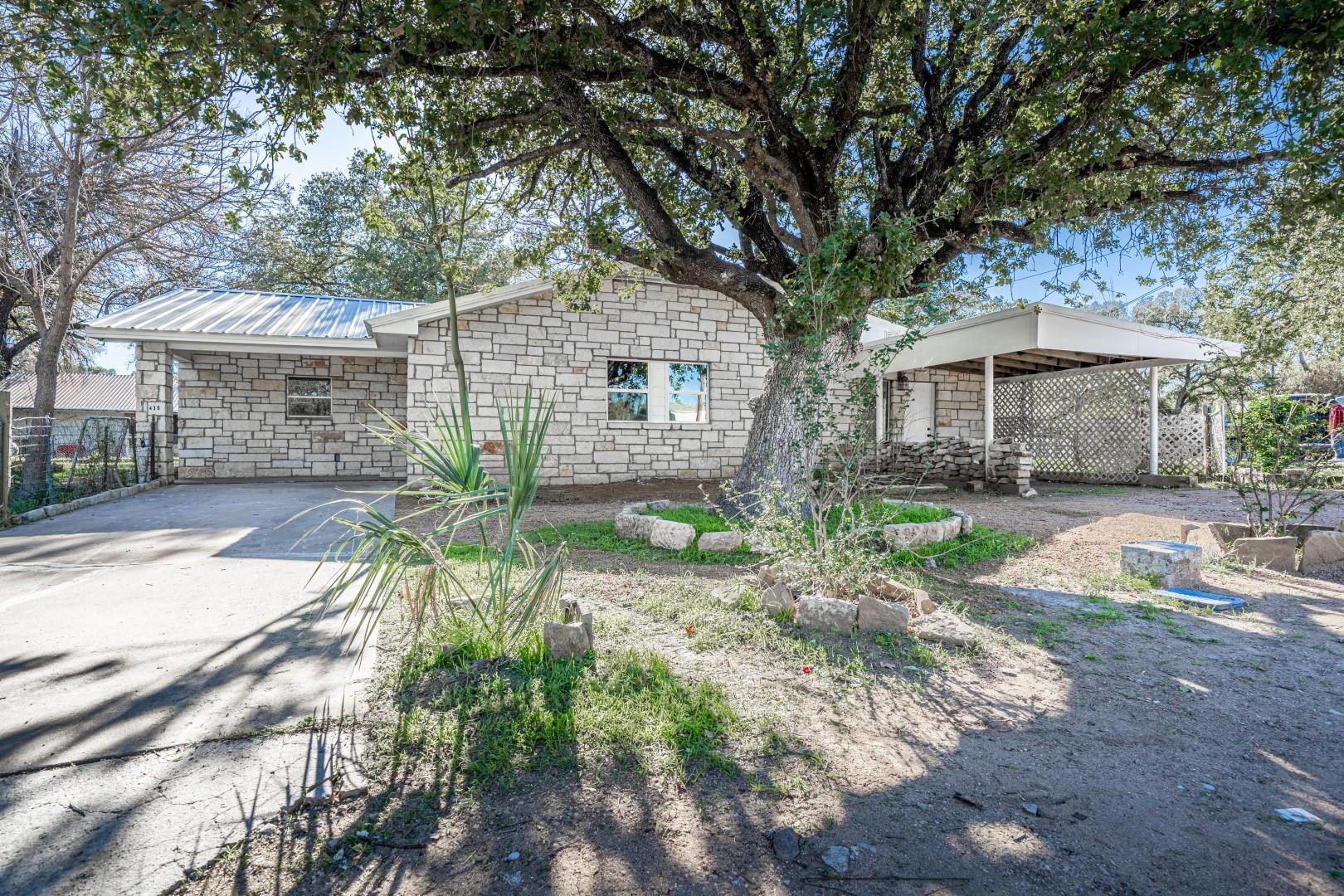430 E Castlelake Drive Granite Shoals TX 78654