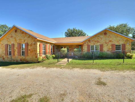 1211 County Road 323a Liberty Hill TX 78642
