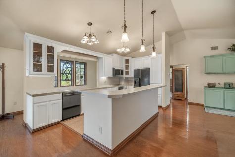 3715 Lakeview Drive Cottonwood Shores TX 78657