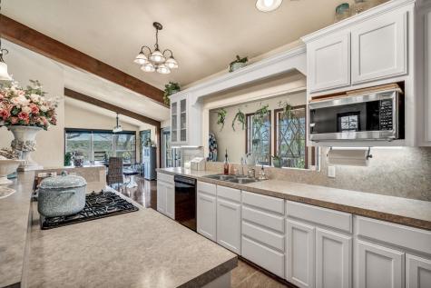 3715 Lakeview Drive Cottonwood Shores TX 78657