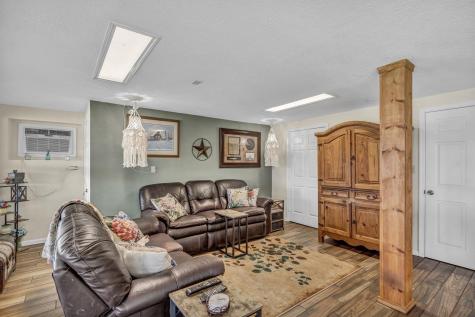 3715 Lakeview Drive Cottonwood Shores TX 78657