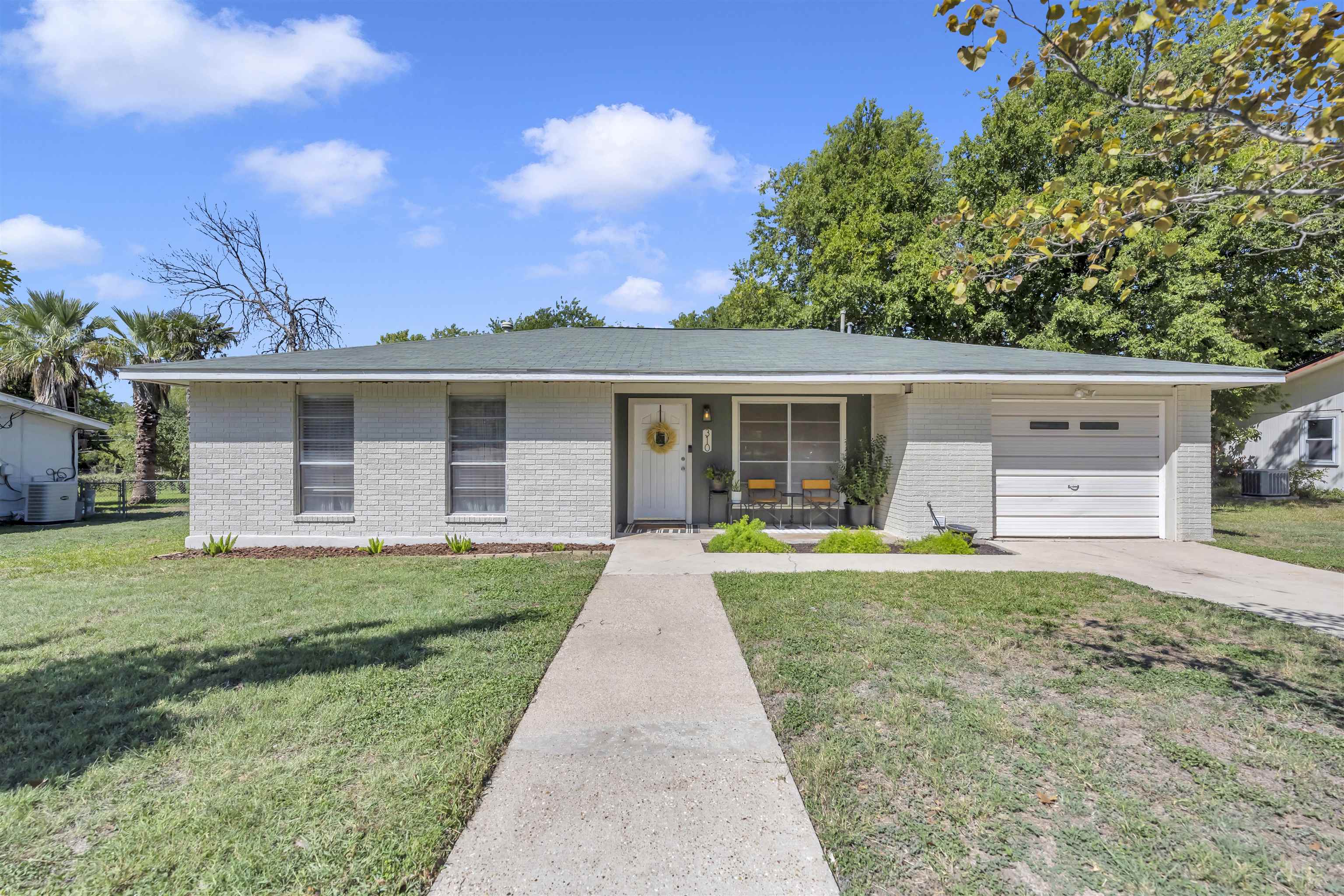 310 Julie Street Burnet TX 78611