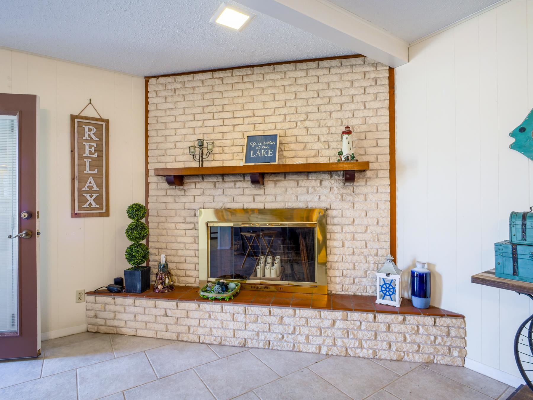 106 Flamingo Circle Highland Haven TX 78654