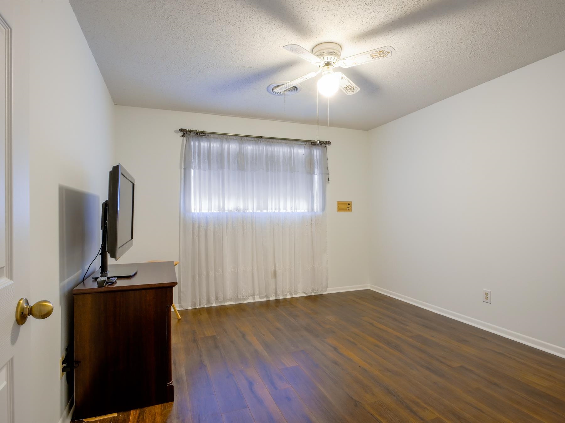 106 Flamingo Circle Highland Haven TX 78654