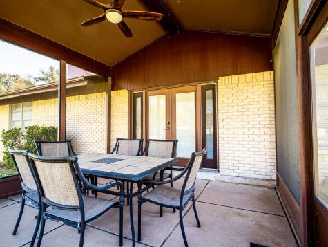 106 Flamingo Circle Highland Haven TX 78654