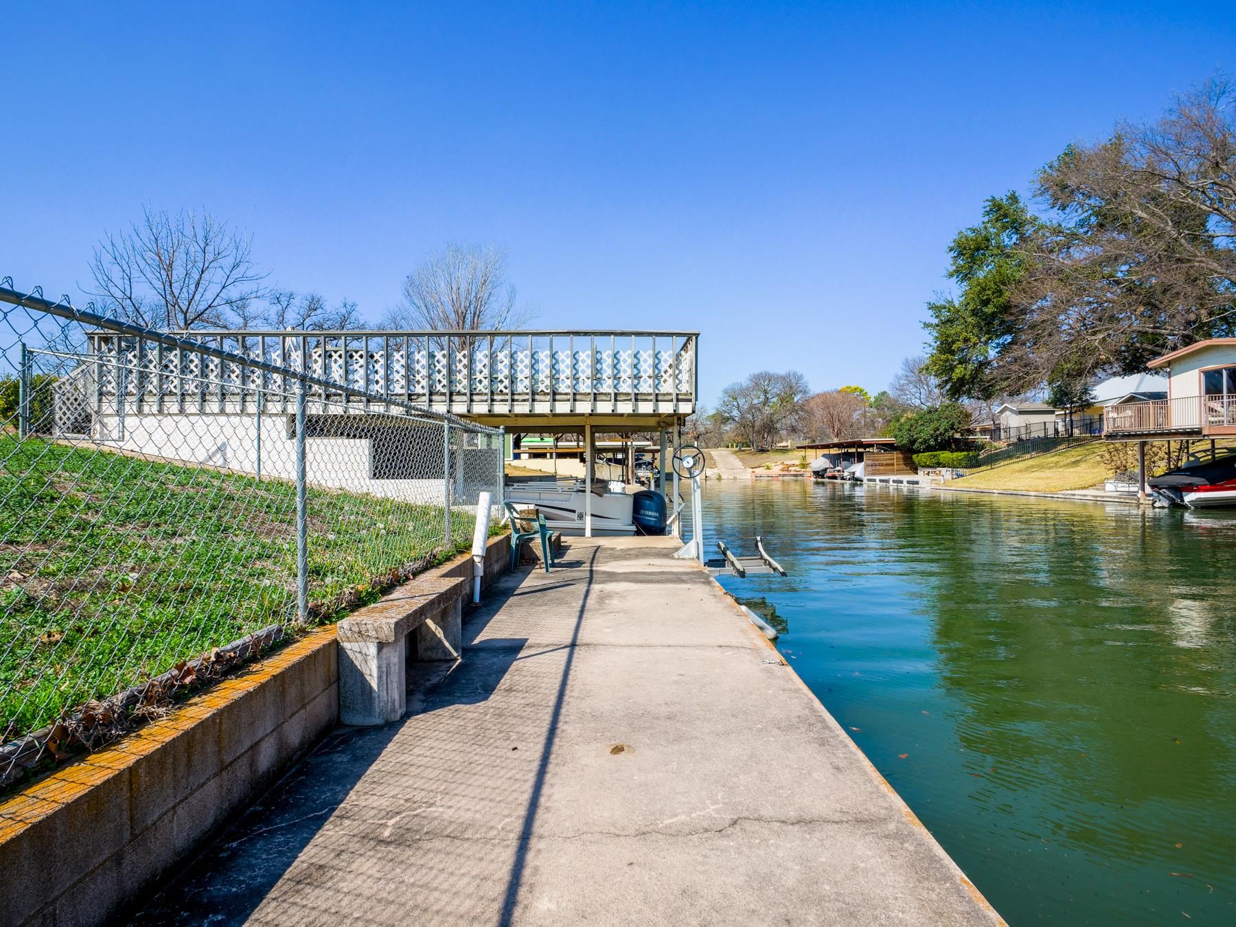 106 Flamingo Circle Highland Haven TX 78654