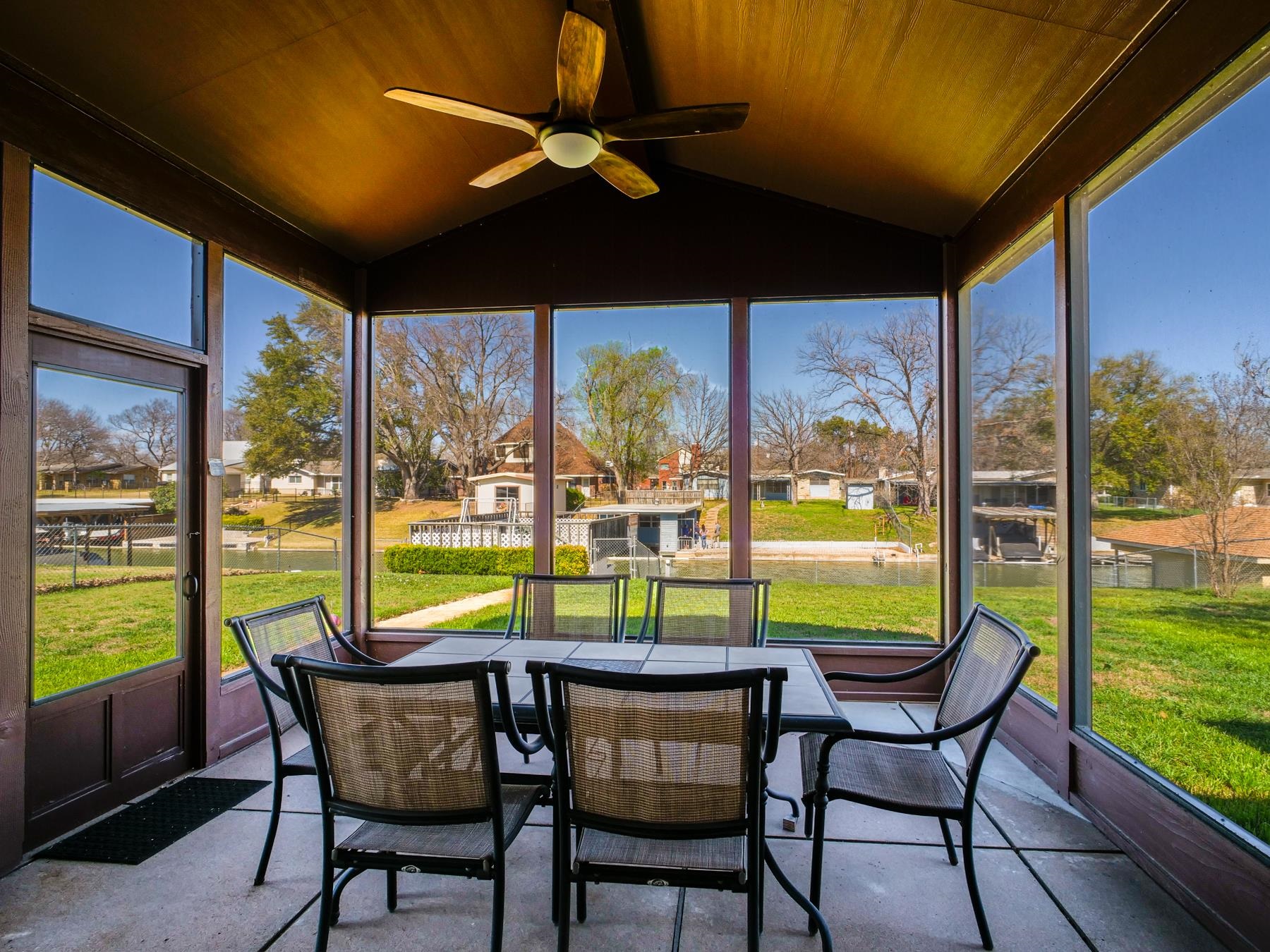 106 Flamingo Circle Highland Haven TX 78654