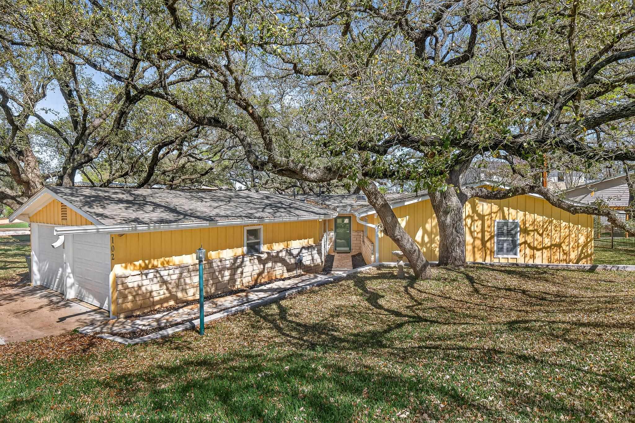 102 Cove Lane Sunrise Beach TX 78643