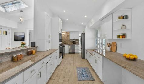 102 Cove Lane Sunrise Beach TX 78643