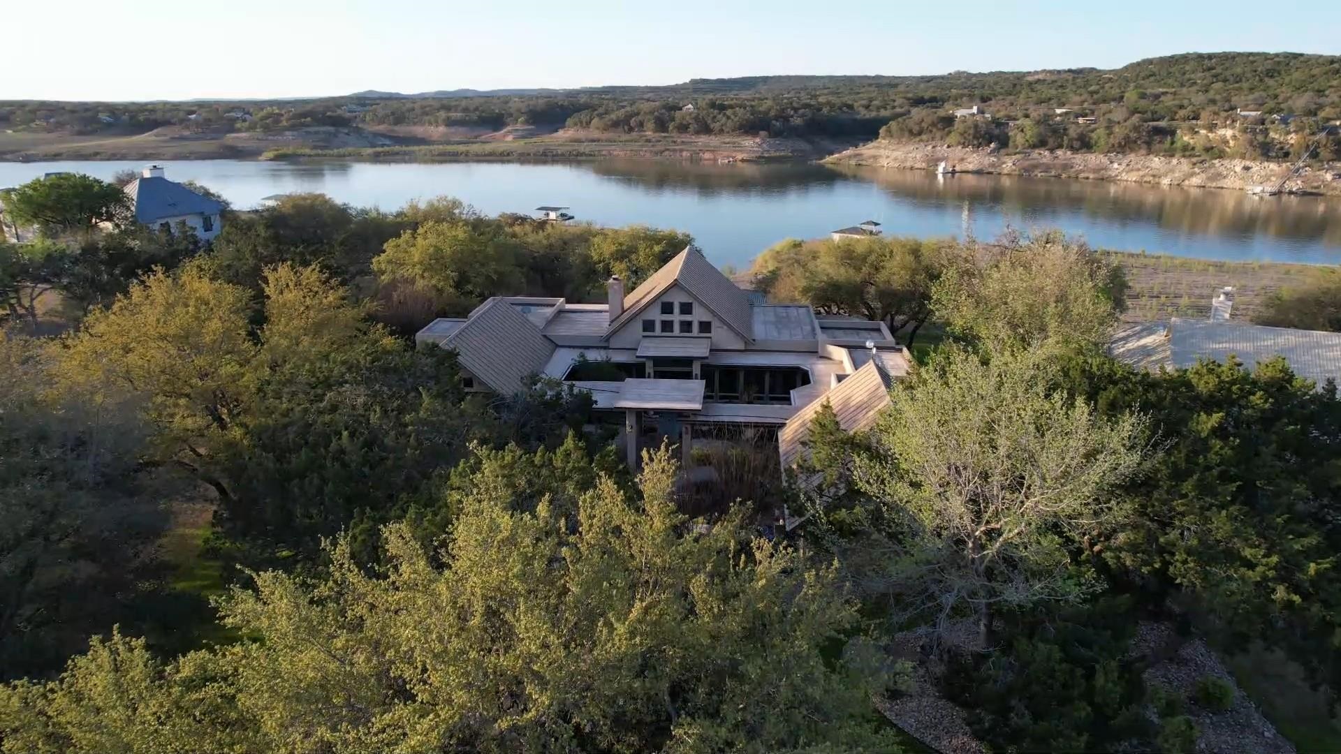24736 NE Travis Lakeside Cove Circle Spicewood TX 78669