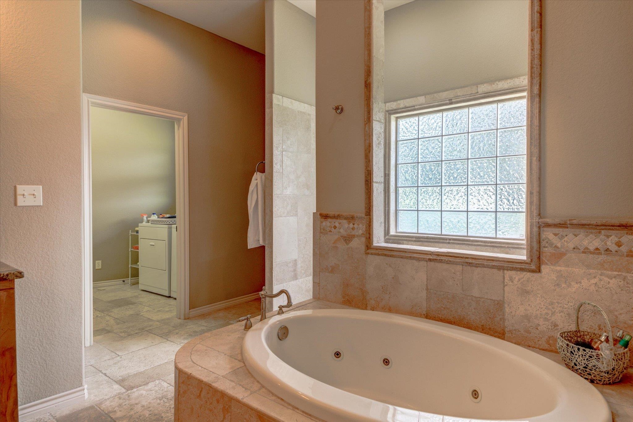 208 Colina Cove Kingsland TX 78639