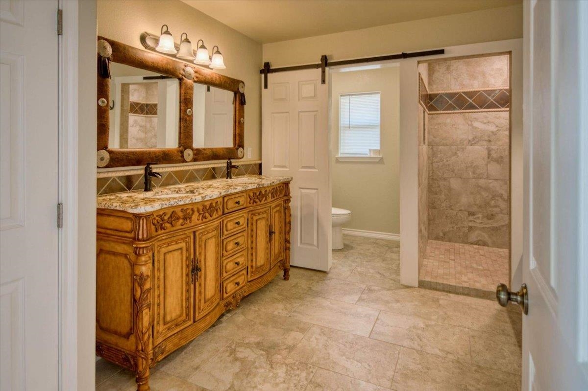 243 E Flag Creek Ranch Road Llano TX 78643