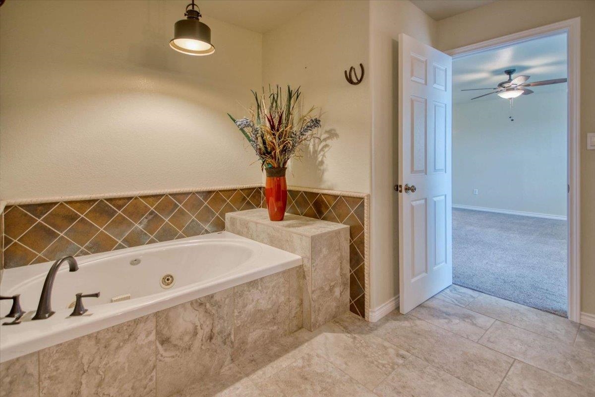 243 E Flag Creek Ranch Road Llano TX 78643