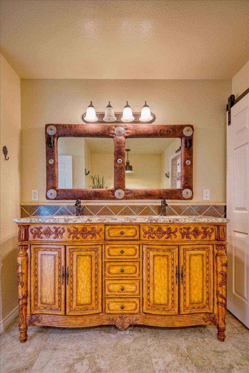 243 E Flag Creek Ranch Road Llano TX 78643
