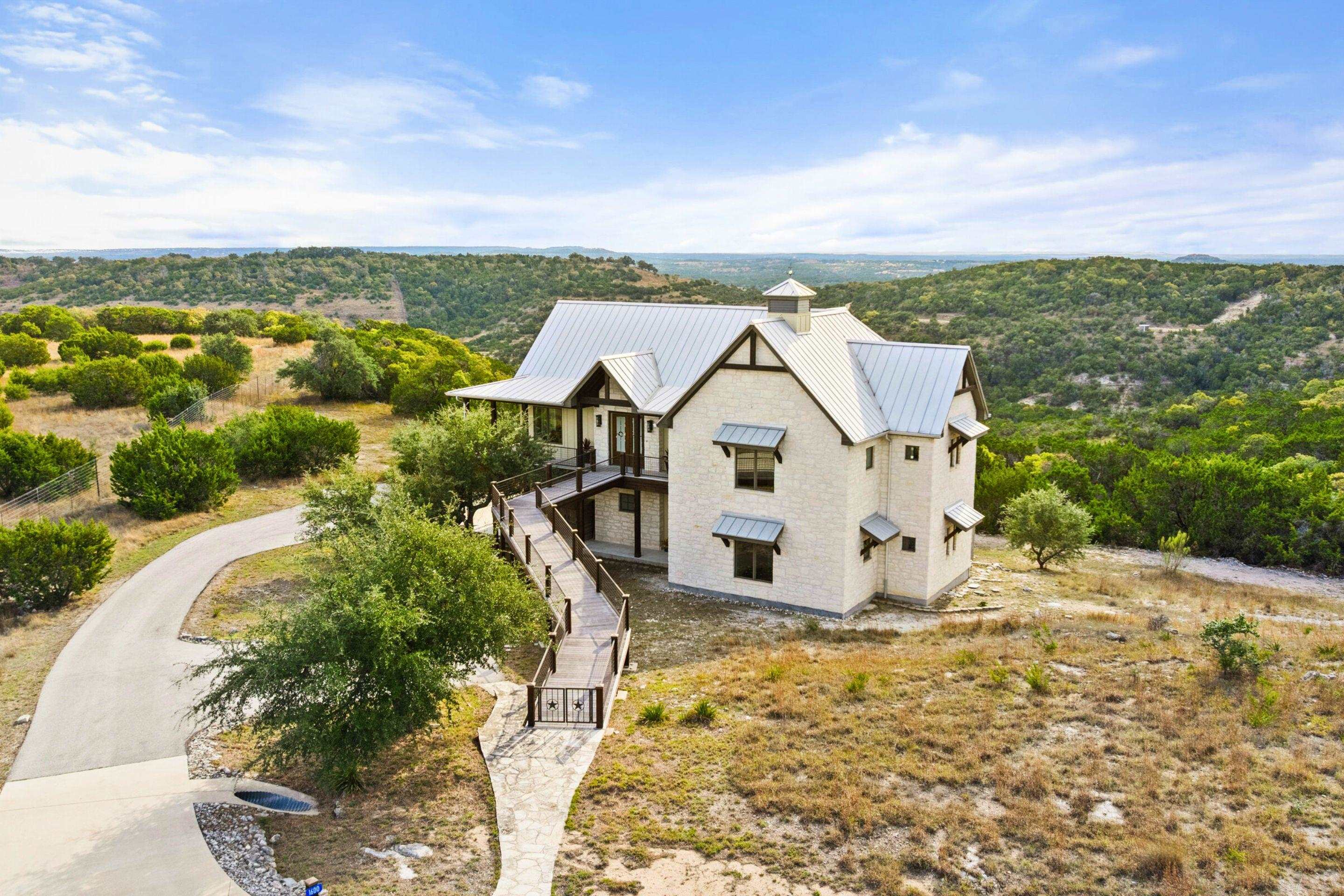 1600 Brushy Ridge Trail Blanco TX 78606
