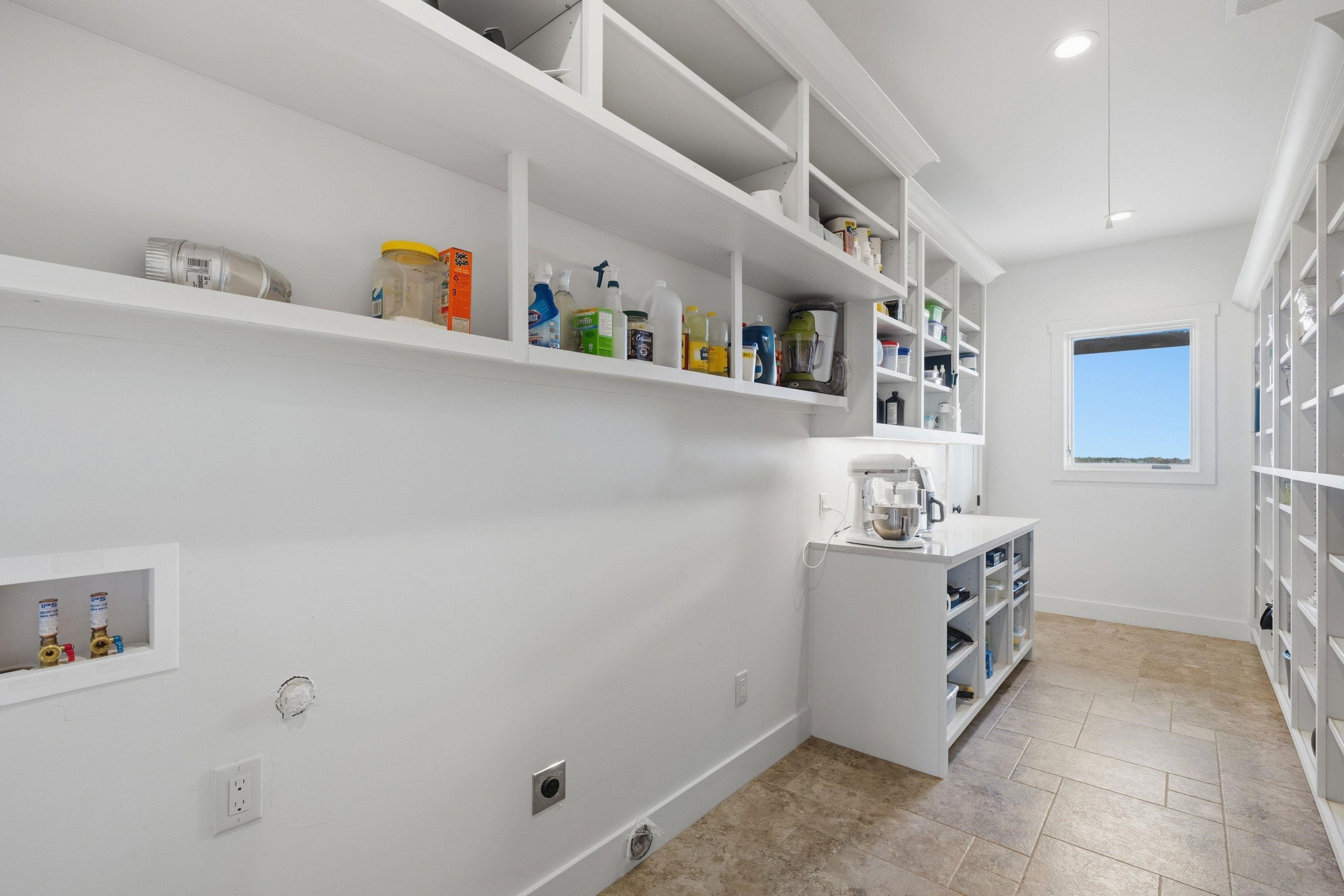 1600 Brushy Ridge Trail Blanco TX 78606