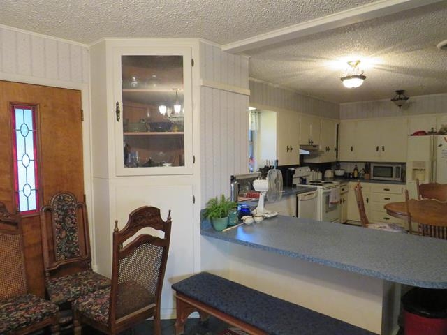 110 W Lakecrest Drive Bluffton TX 78607