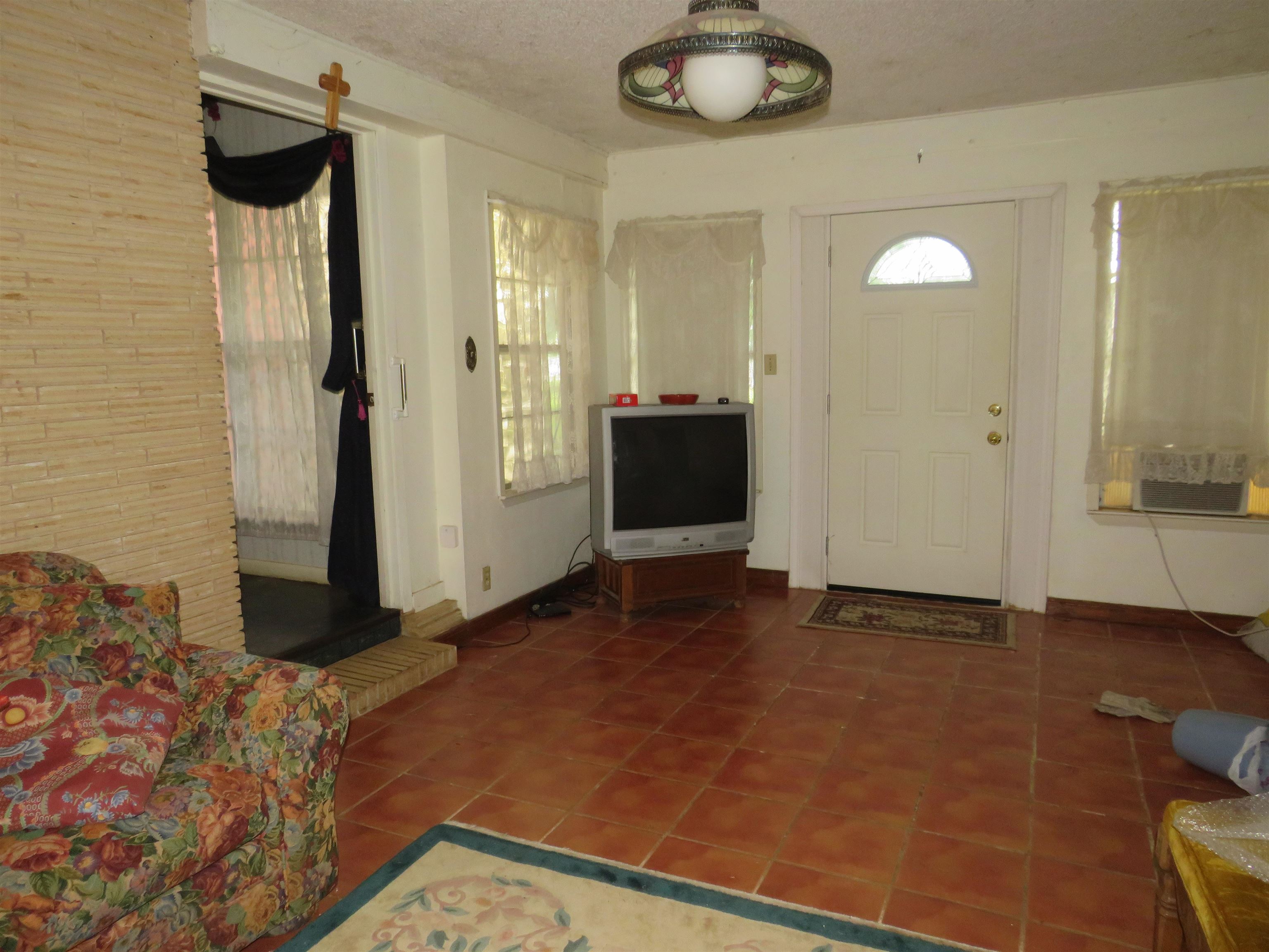 110 W Lakecrest Drive Bluffton TX 78607
