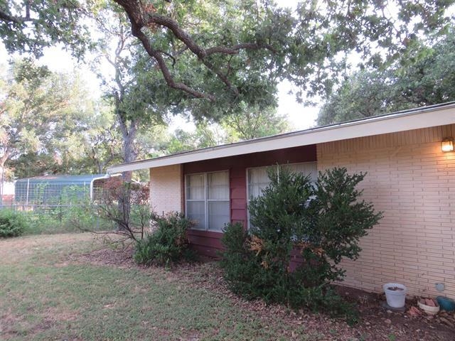 110 W Lakecrest Drive Bluffton TX 78607