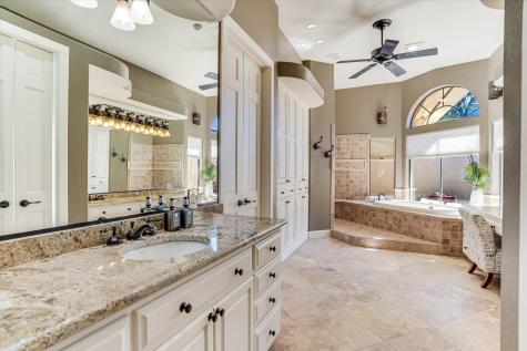 212 Florentine Horseshoe Bay TX 78657