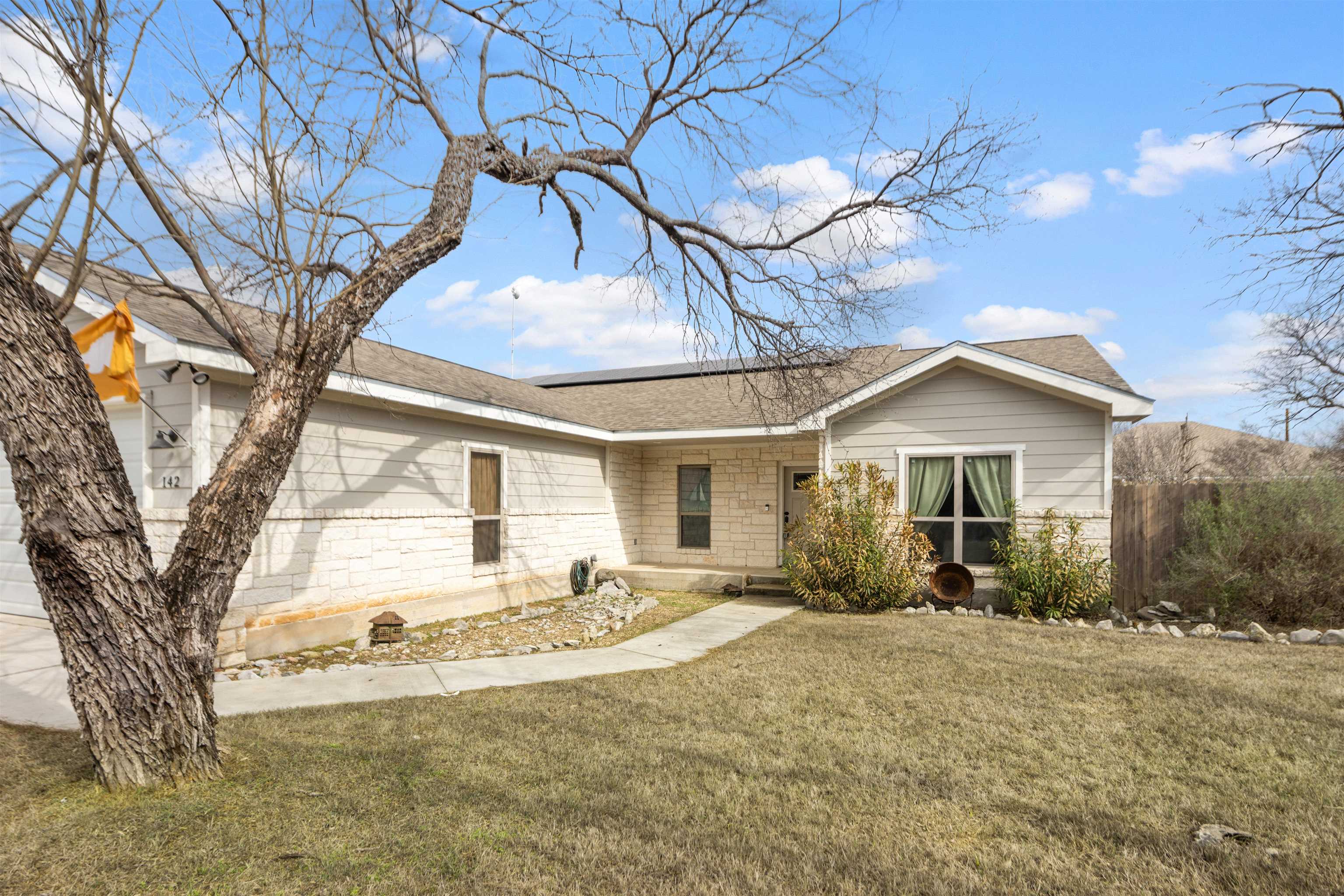 142 W Persimmon Drive Granite Shoals TX 78654