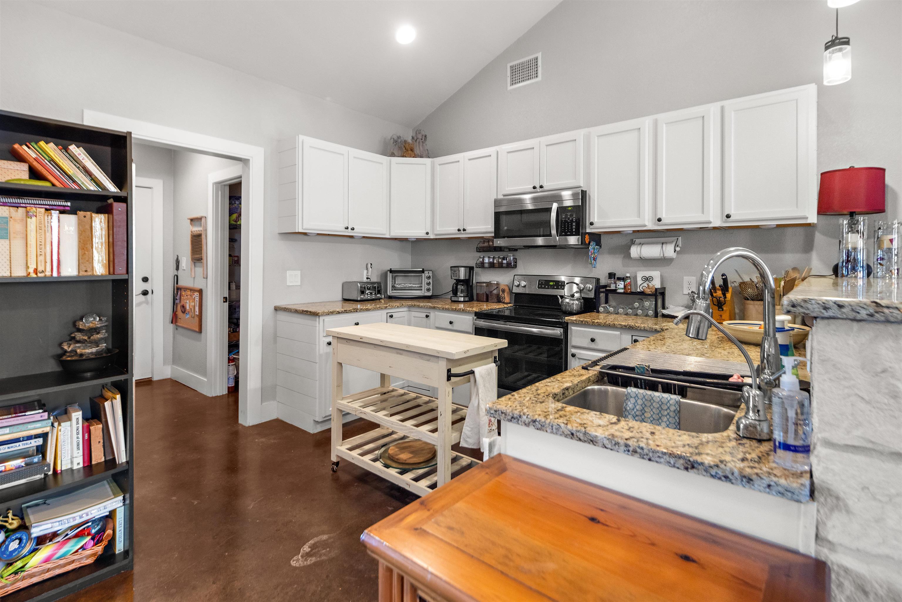 142 W Persimmon Drive Granite Shoals TX 78654