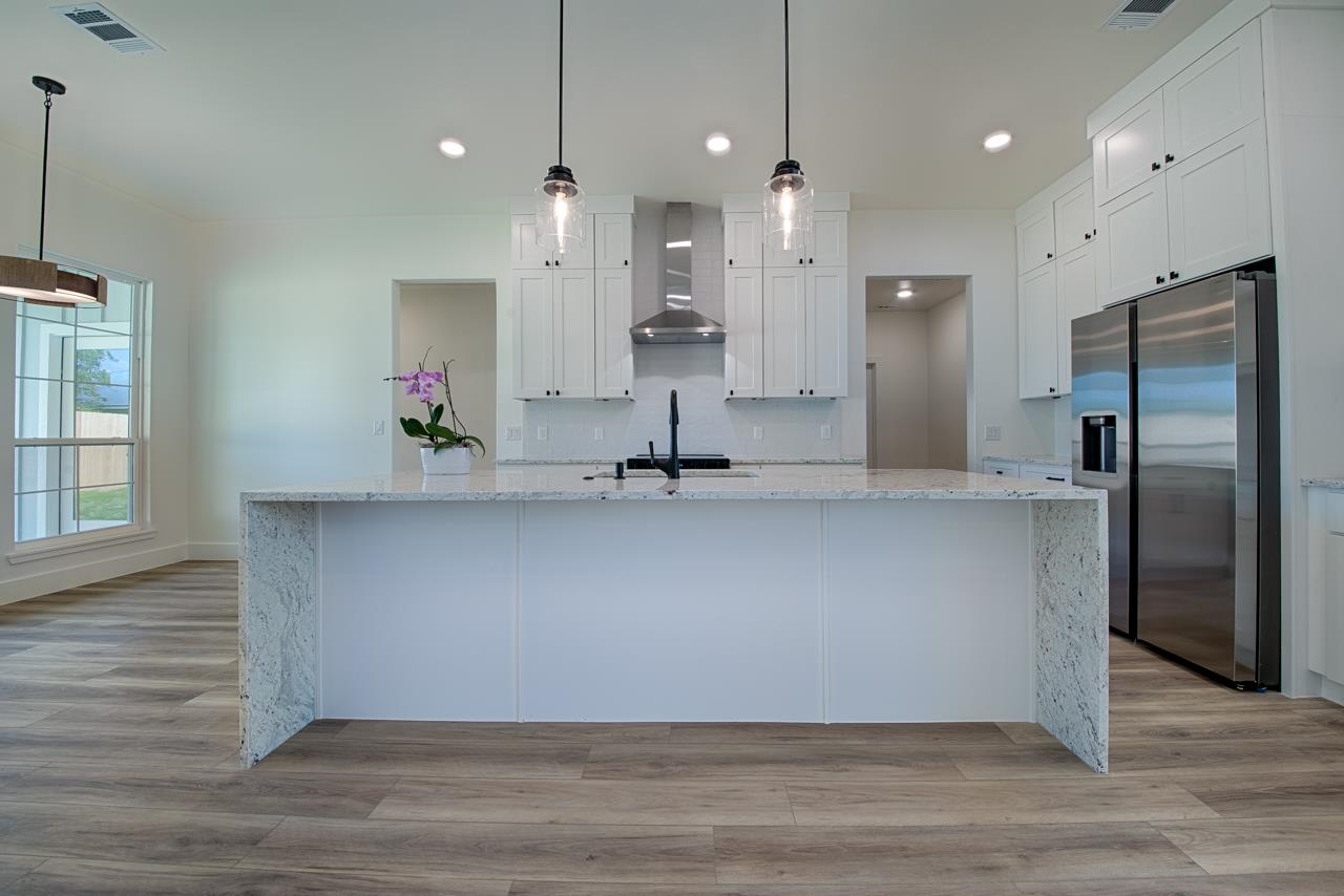 106 W Briar Drive Granite Shoals TX 78654