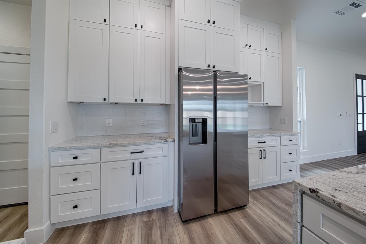 106 W Briar Drive Granite Shoals TX 78654
