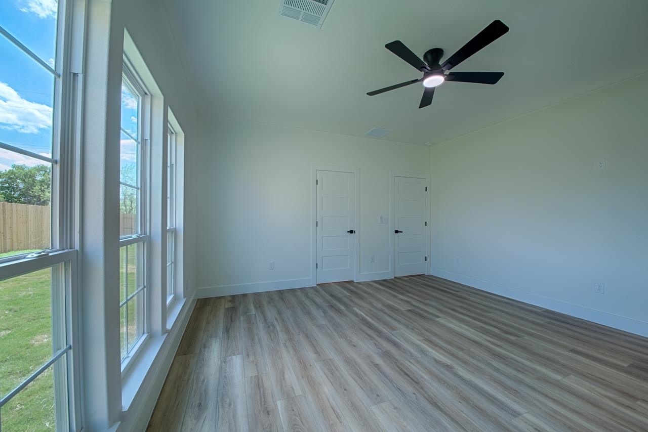 106 W Briar Drive Granite Shoals TX 78654