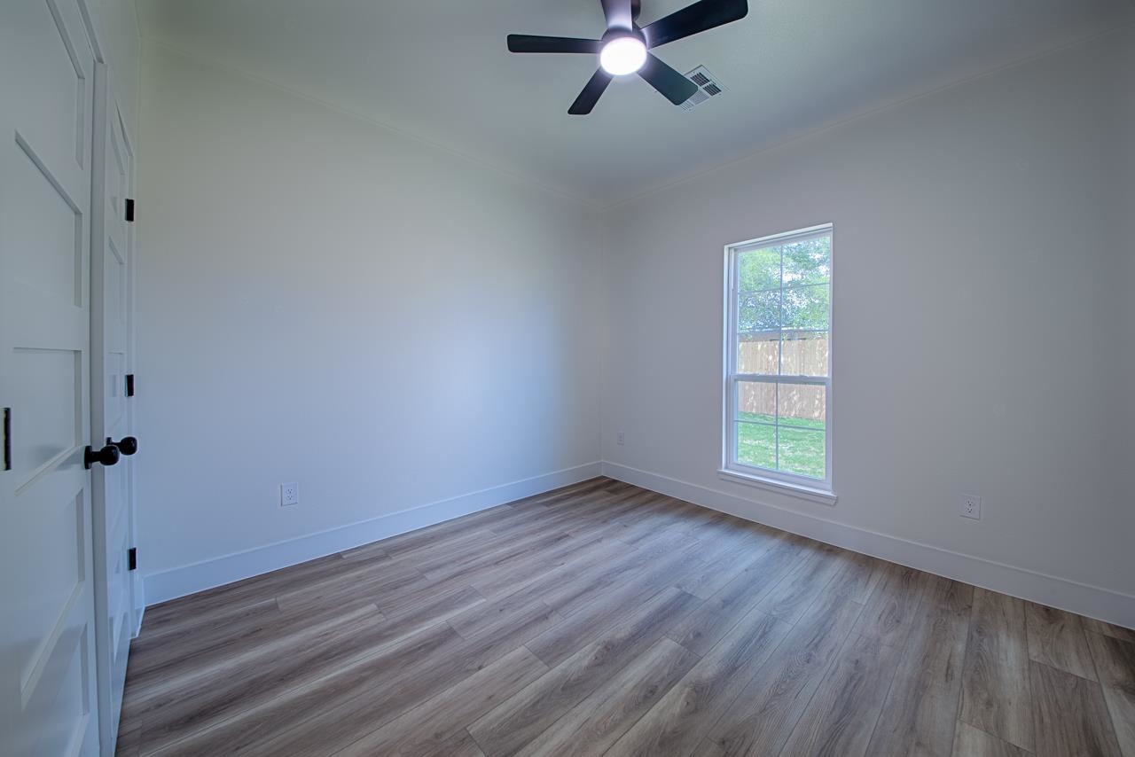 106 W Briar Drive Granite Shoals TX 78654