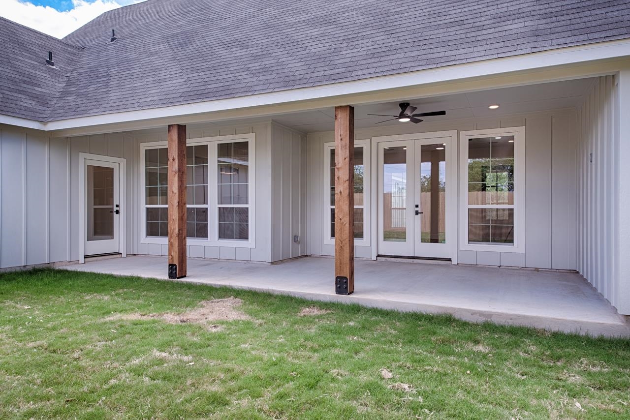 106 W Briar Drive Granite Shoals TX 78654