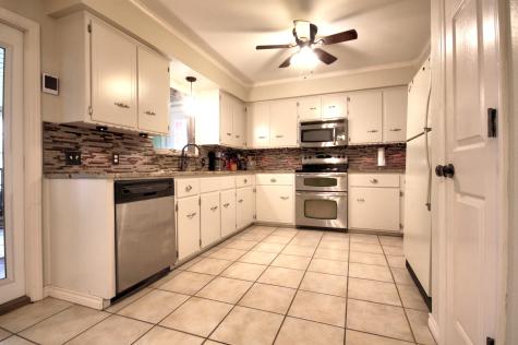 205 Reven Acres Kingsland TX 78639