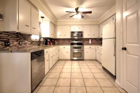 205 Reven Acres Kingsland TX 78639