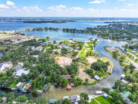 805 Woodland Hills Drive Granite Shoals TX 78654