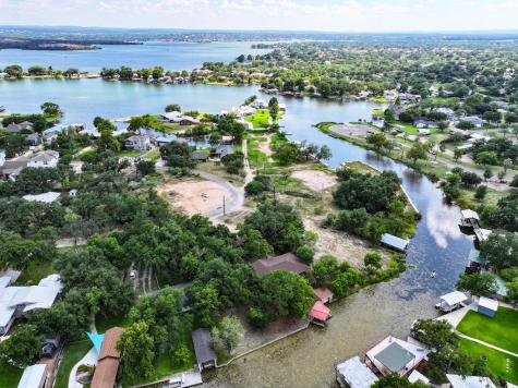 805 Woodland Hills Drive Granite Shoals TX 78654