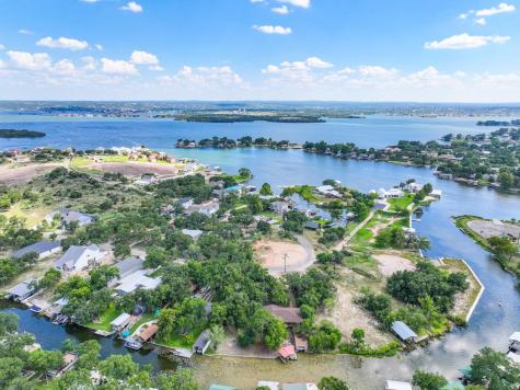 805 Woodland Hills Drive Granite Shoals TX 78654