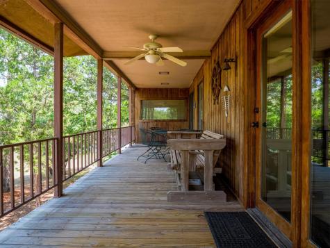 805 Woodland Hills Drive Granite Shoals TX 78654