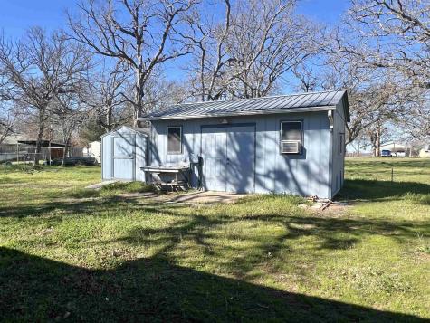 107 N Greenwood Buchanan Dam TX 78609