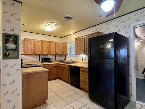 107 N Greenwood Buchanan Dam TX 78609