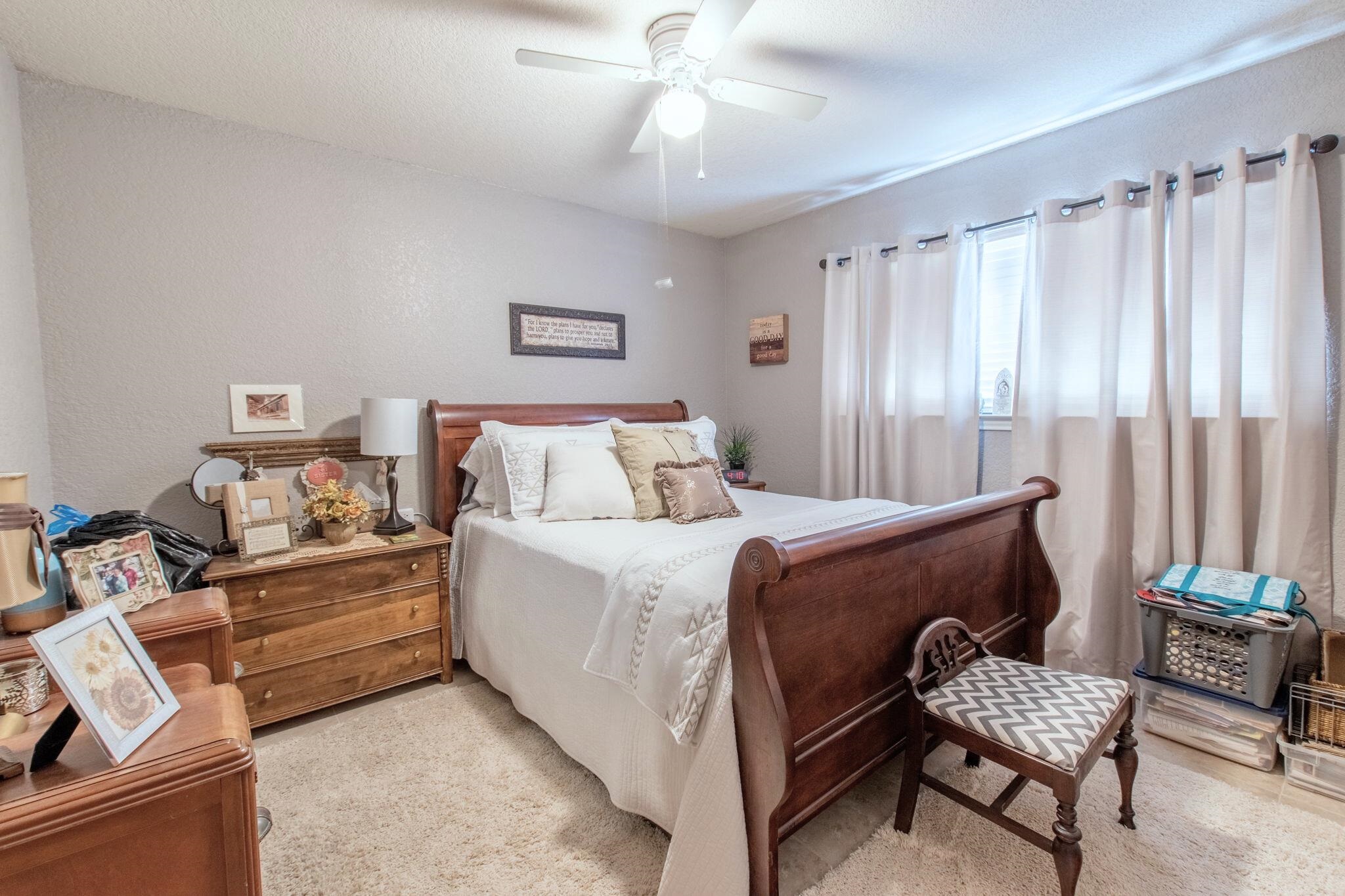 1707 E 4th Street Lampasas TX 76550
