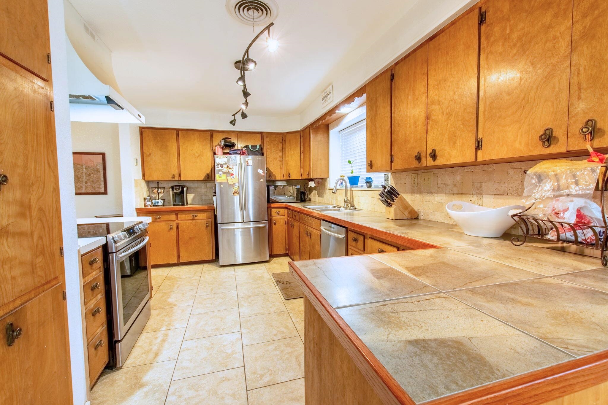 1707 E 4th Street Lampasas TX 76550