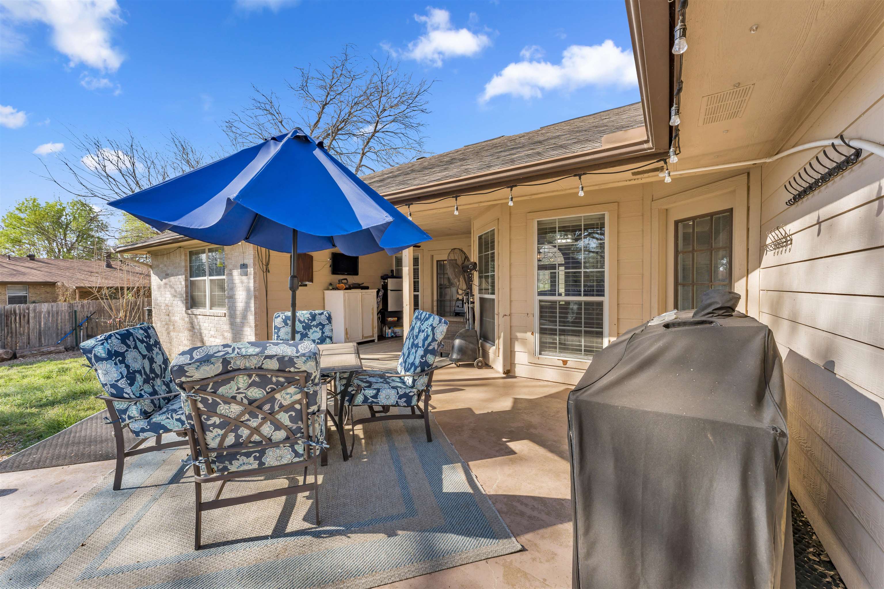 185 Broadmoor Street Meadowlakes TX 78654