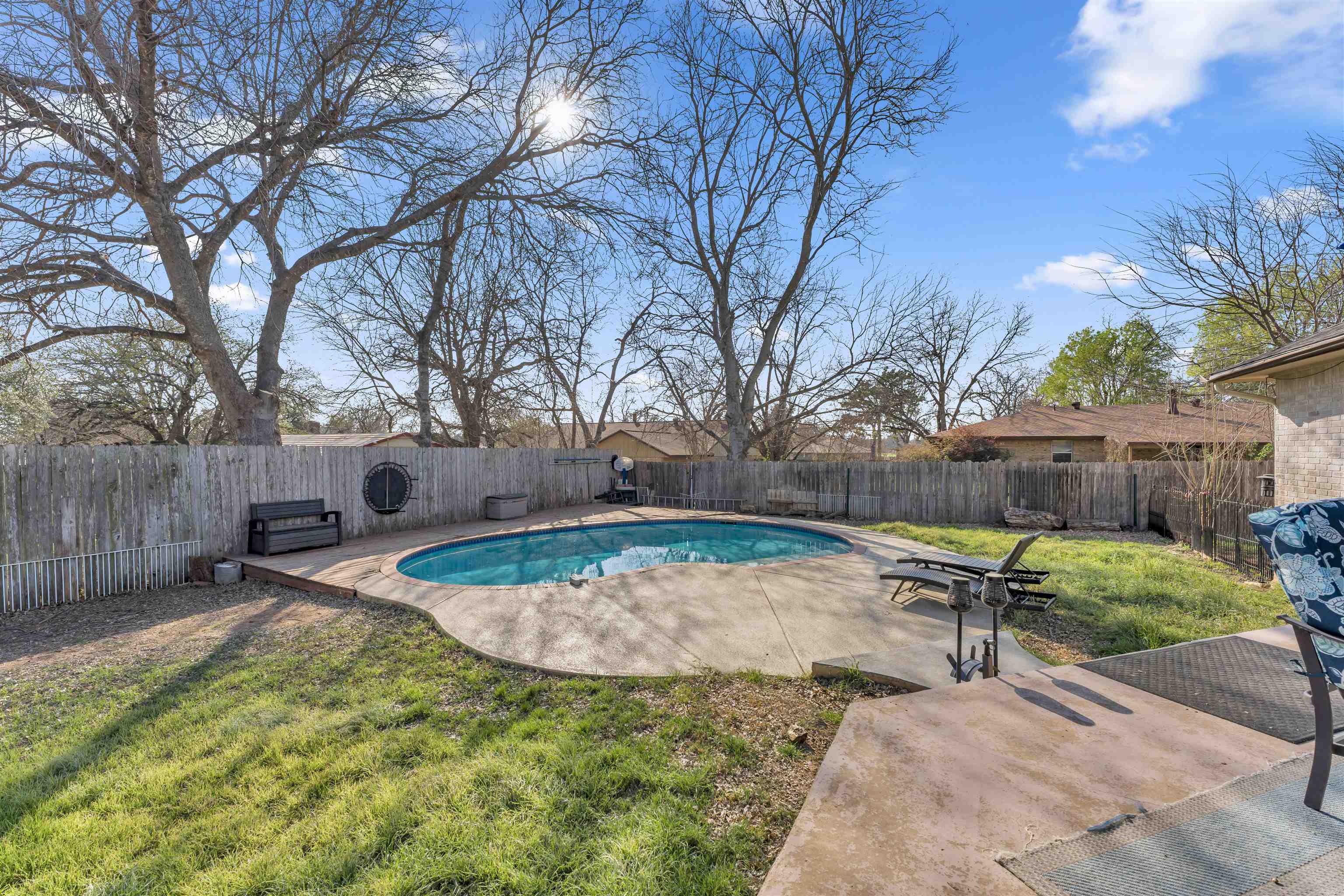 185 Broadmoor Street Meadowlakes TX 78654