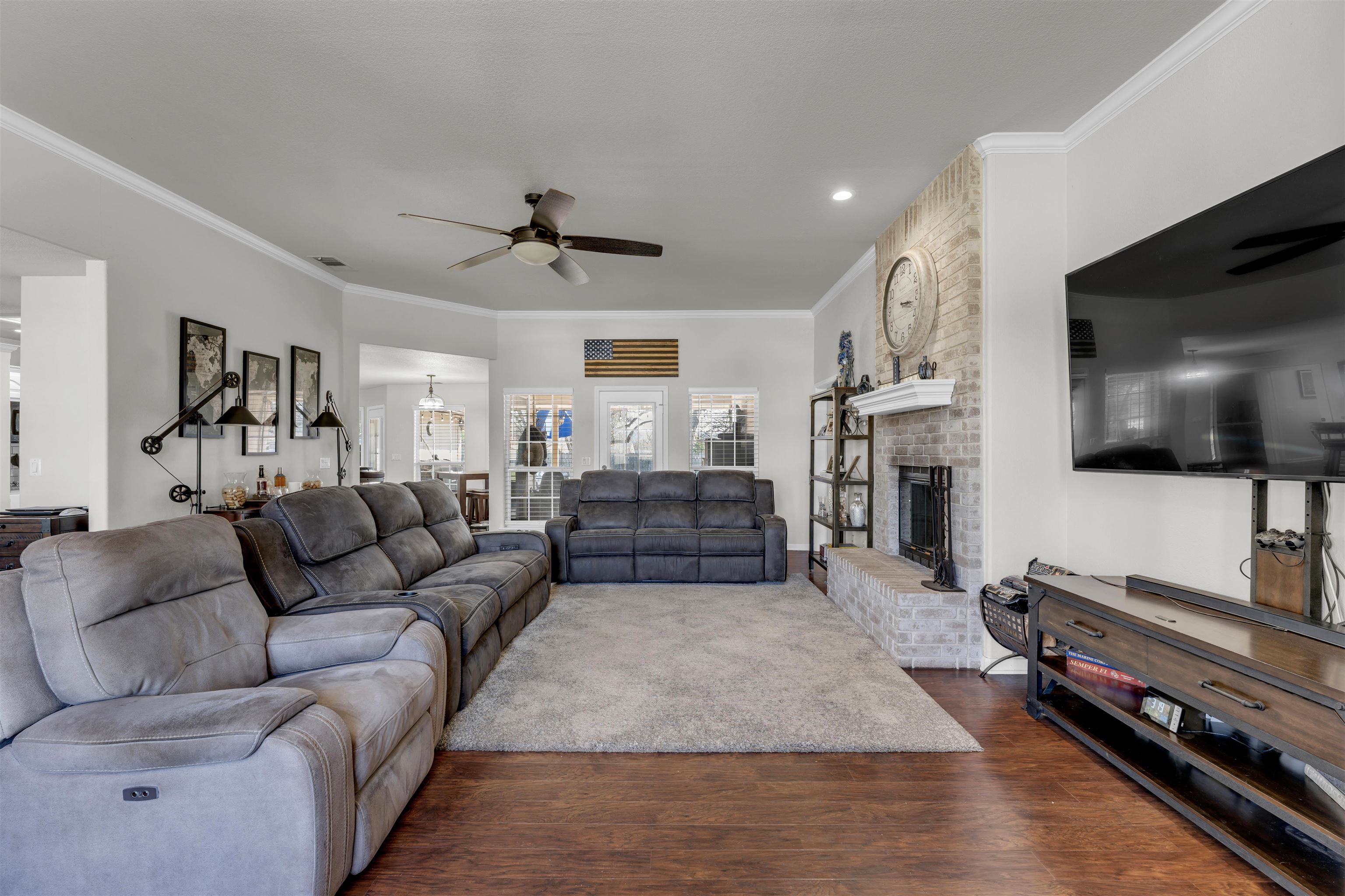 185 Broadmoor Street Meadowlakes TX 78654