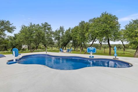 210 Levon Lane Burnet TX 78611