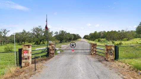 210 Levon Lane Burnet TX 78611