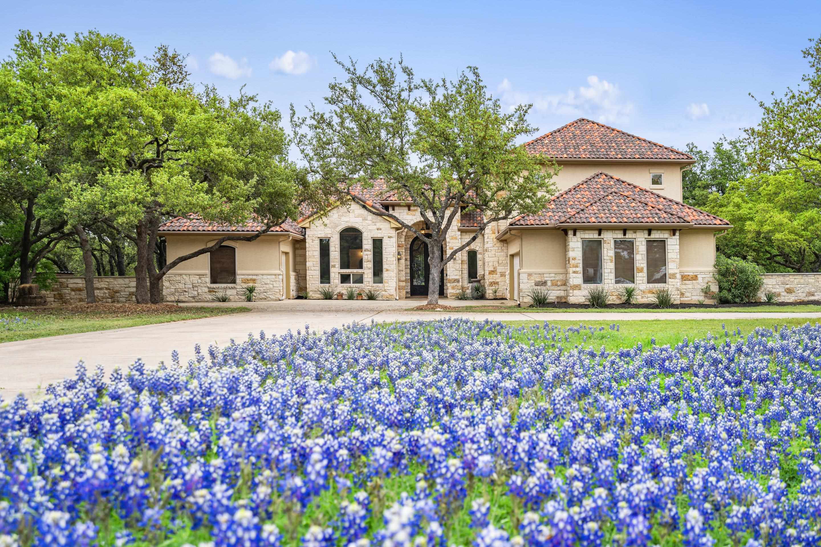 303 Vista View Trail Spicewood TX 78669